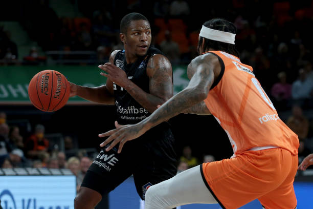 虚构角色 虚构角色